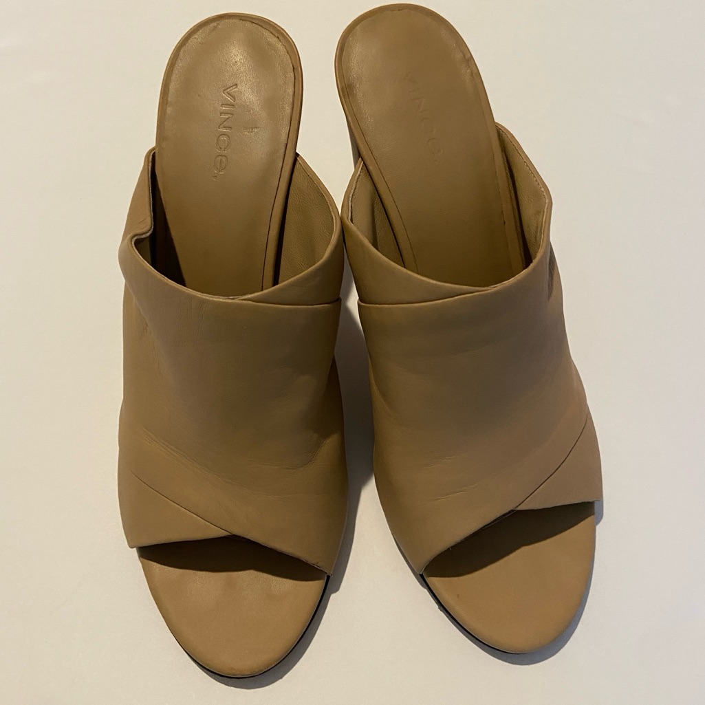 Vince Heath Leather Slip On Mule. Nude Size Us 9 - Excellent Condition